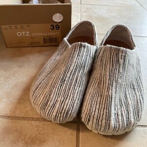 OTZ Espadrille S Moritz. In Corduroy. Sz 39, Women’s 7.5.